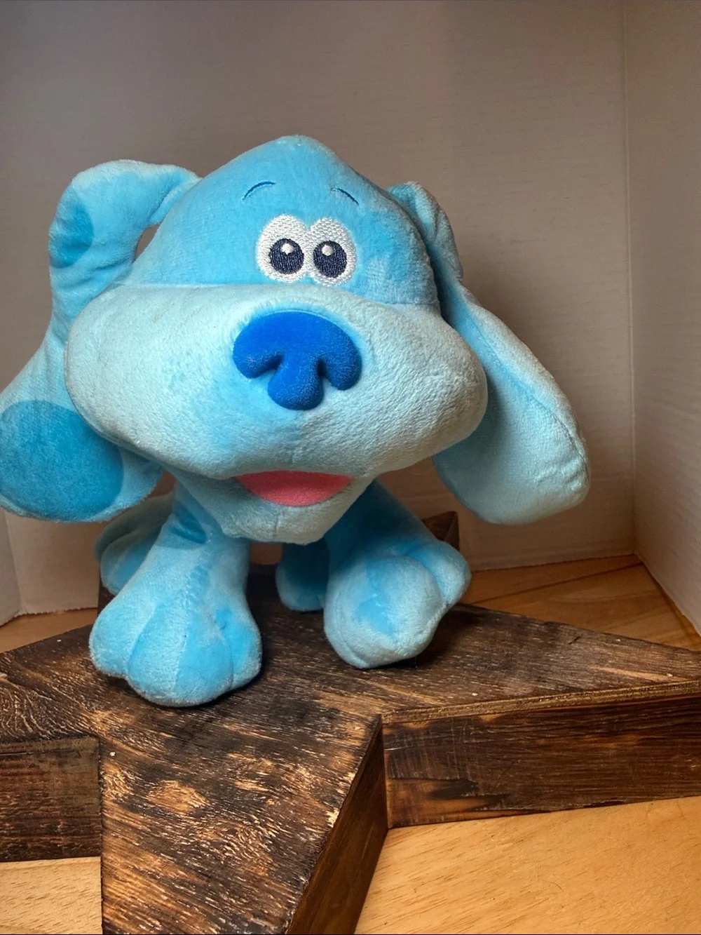 Nickelodeon Blue Plush Toy Tagged Character‎